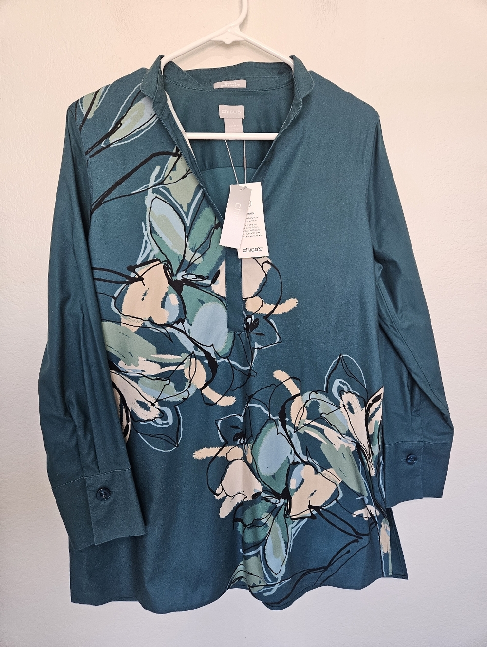 NWT Chicos | No Iron Stretch Tunic Urban Wildflower Teal Floral Top Womens 8 Med